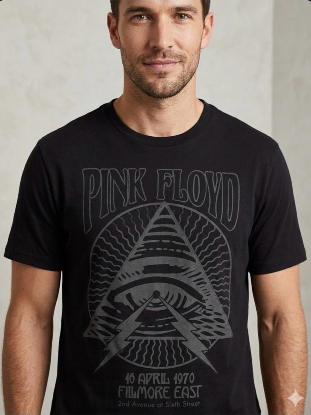 Goodfellow & Co Black Pink Floyd Graphic Short Sleeve Tee